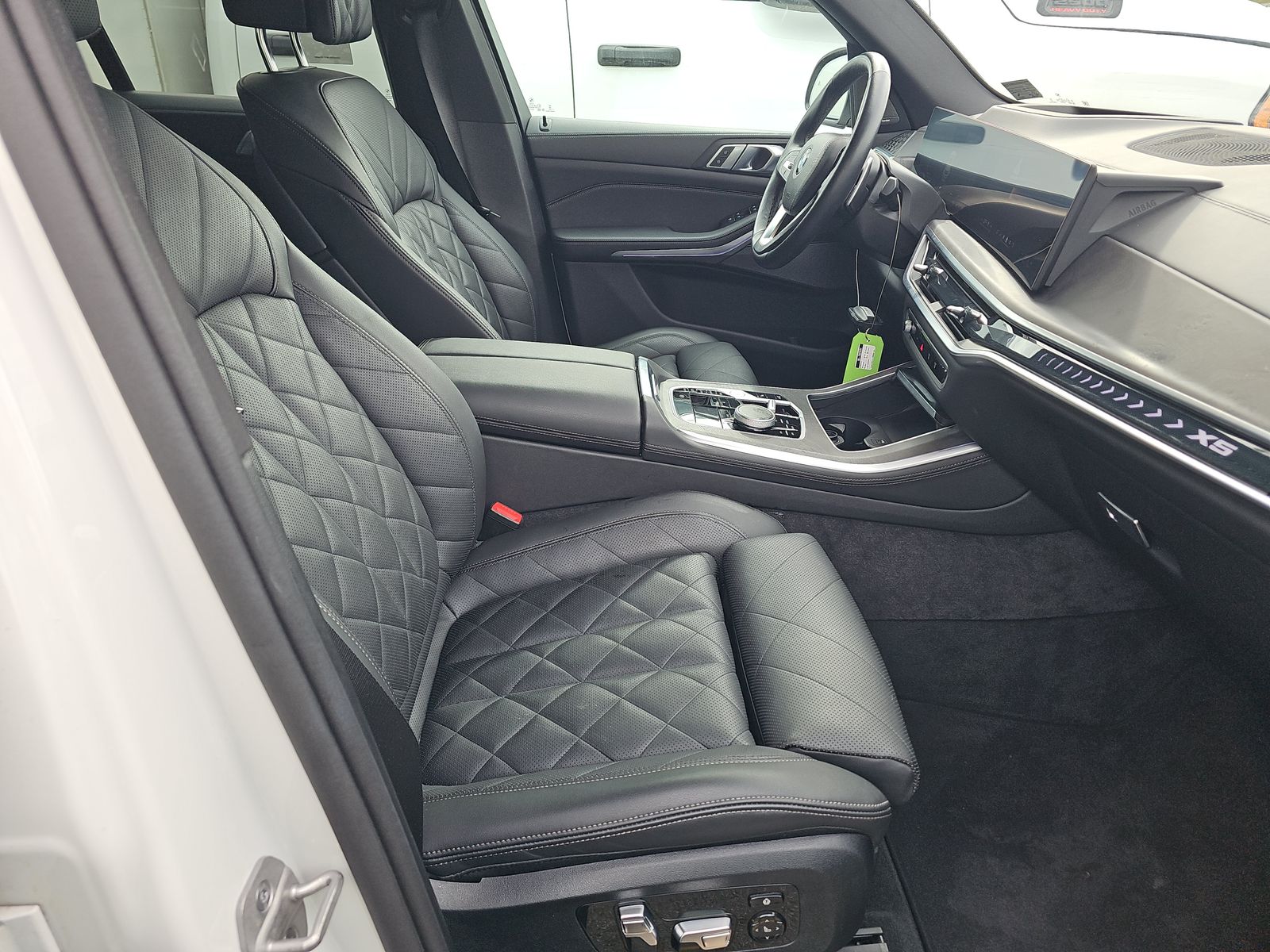 2024 BMW X5 xDrive40i AWD