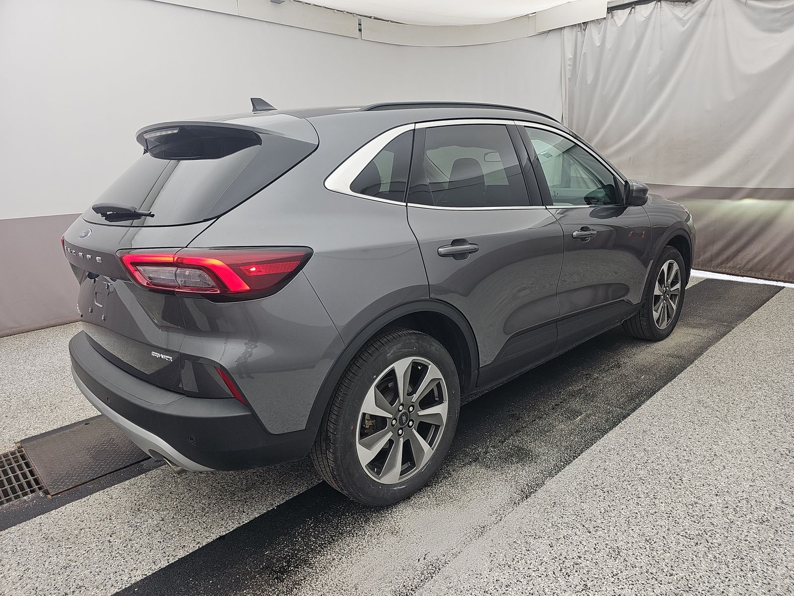 2025 Ford Escape Platinum AWD