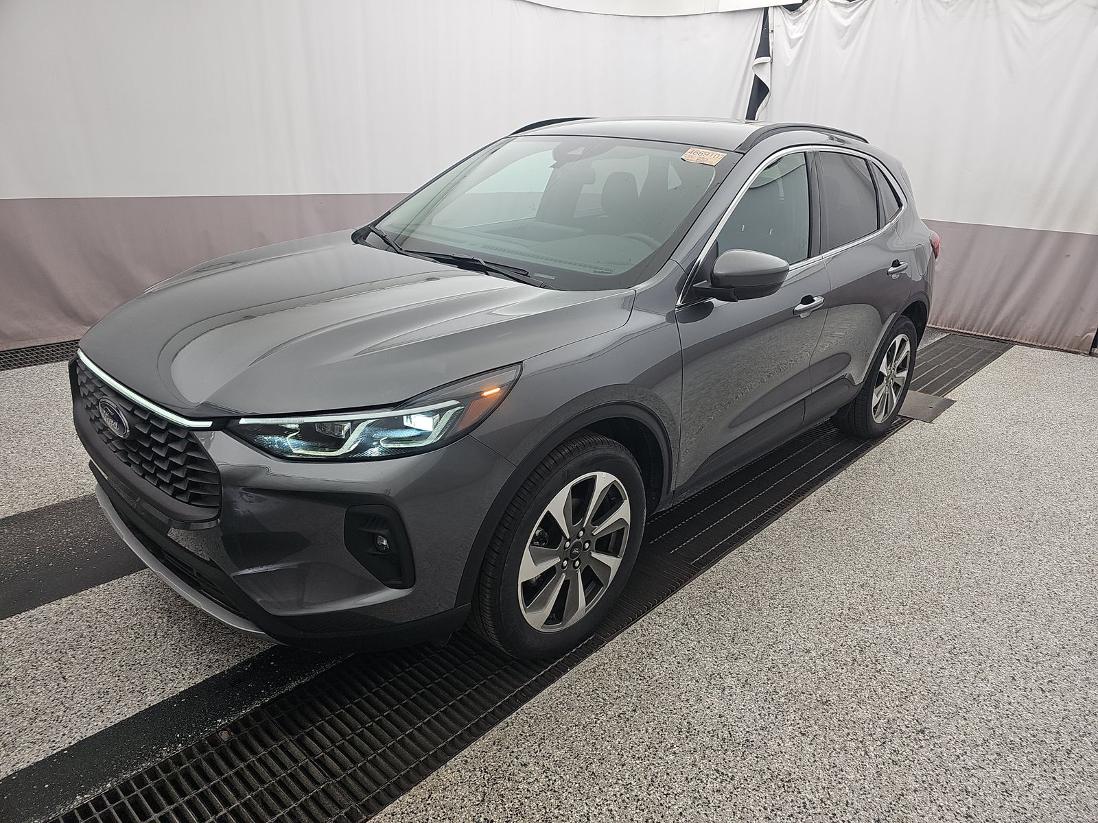 2025 Ford Escape Platinum AWD