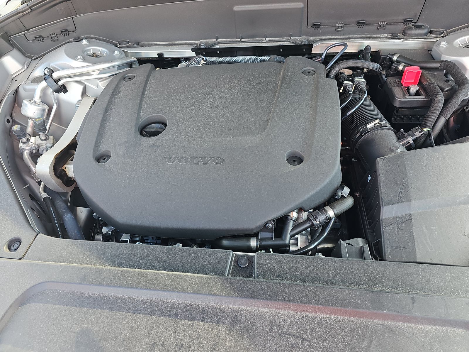 2025 Volvo XC90 B6 Plus AWD