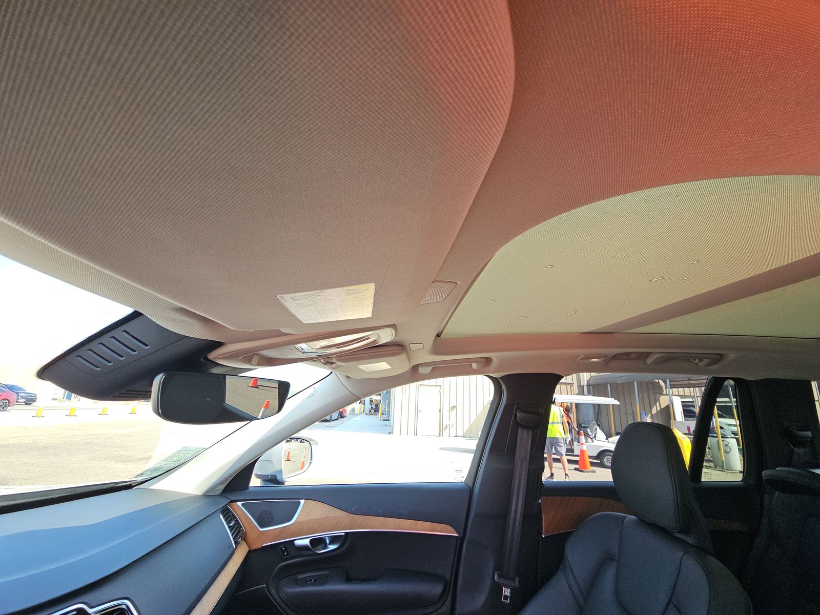 2025 Volvo XC90 B6 Plus AWD