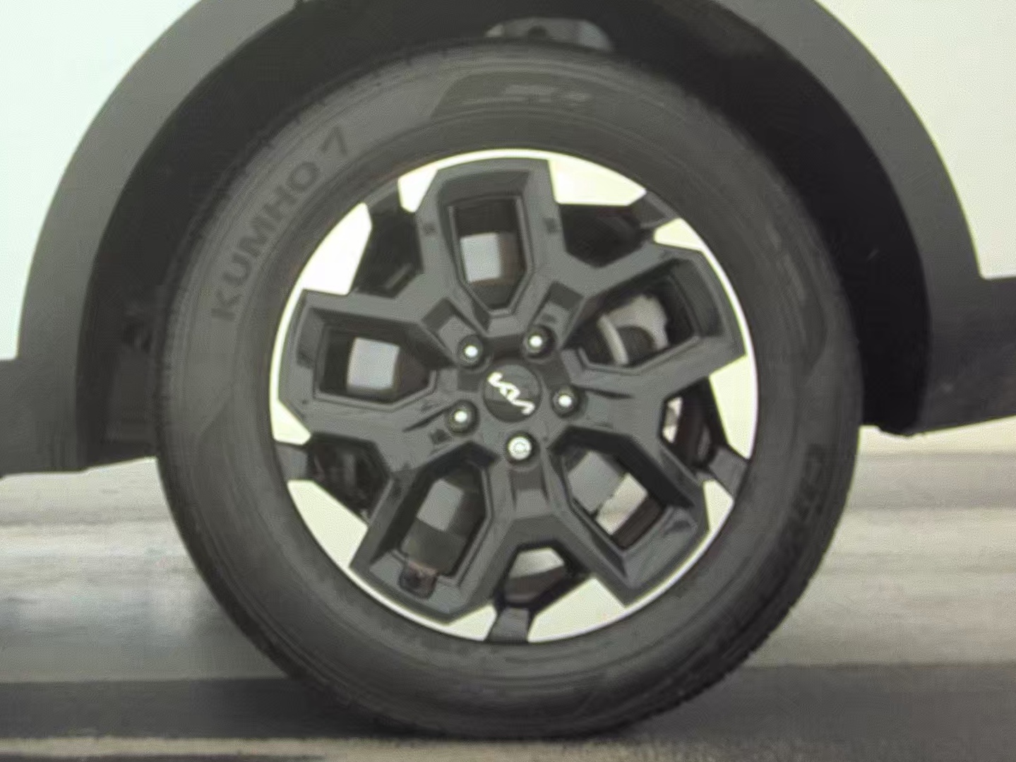 2024 Kia Sorento S FWD