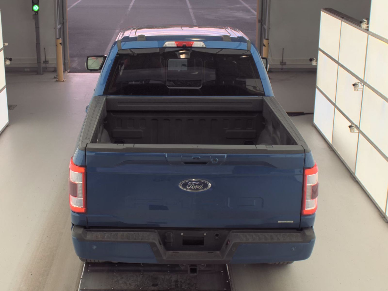 2023 Ford F-150 Lariat AWD