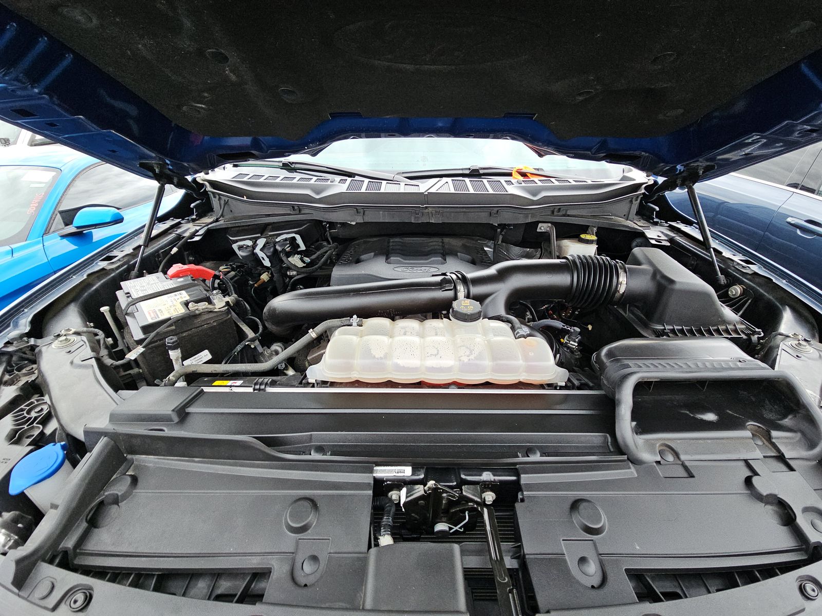 2023 Ford F-150 Lariat AWD