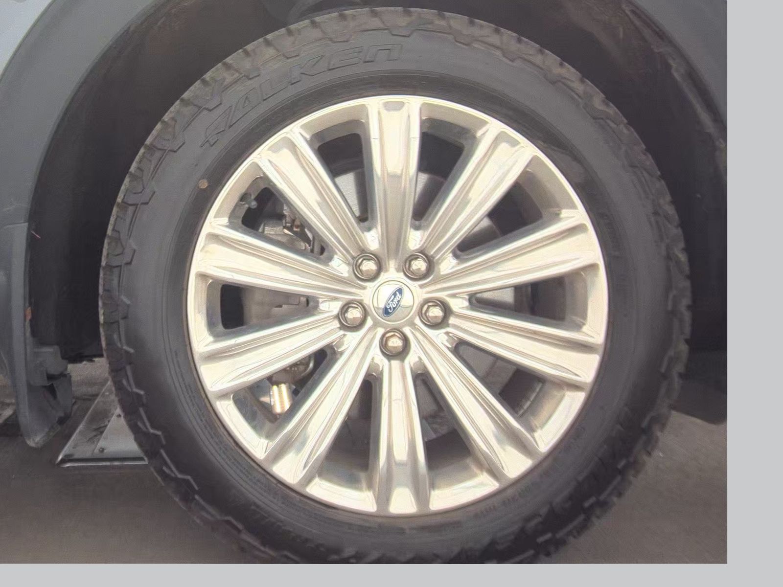 2022 Ford Explorer Hybrid Limited AWD