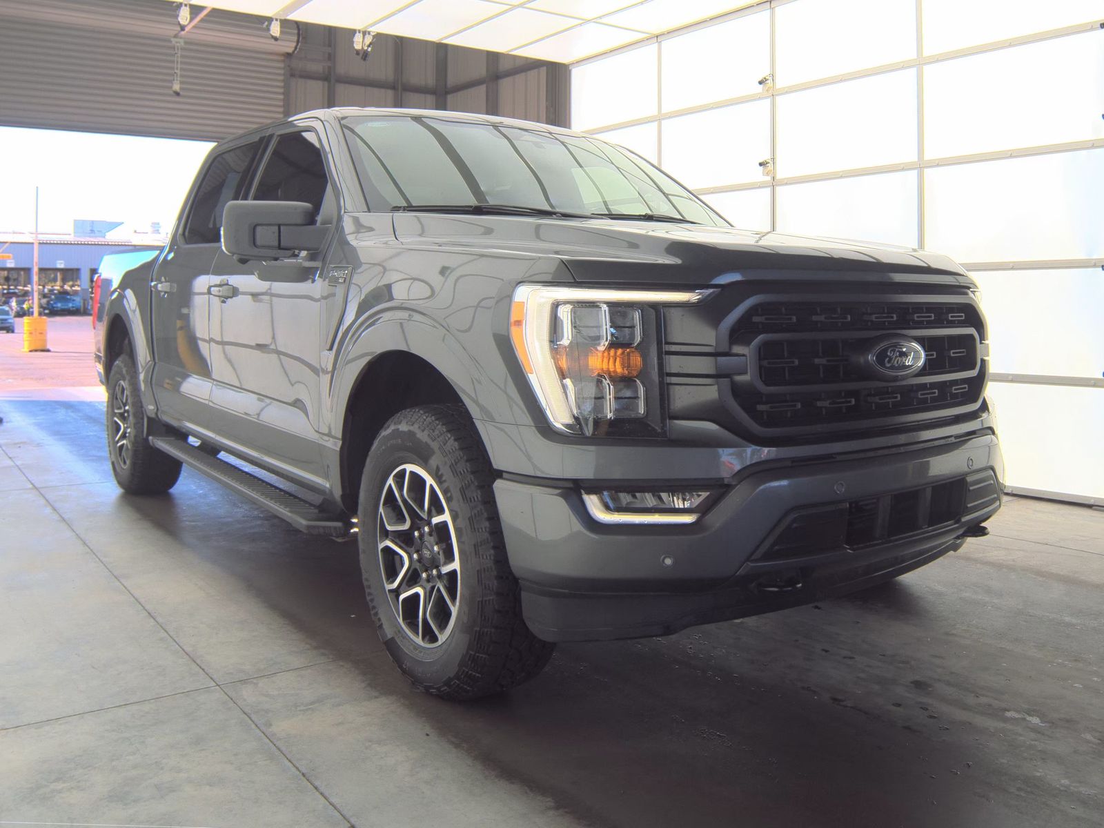 2023 Ford F-150 XLT AWD