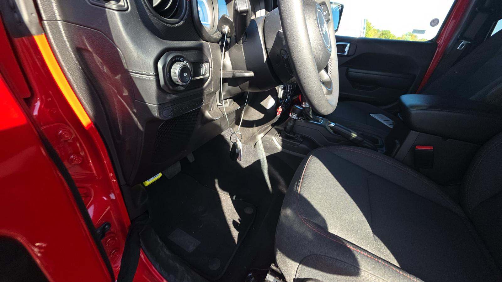 2025 Jeep Wrangler Rubicon AWD