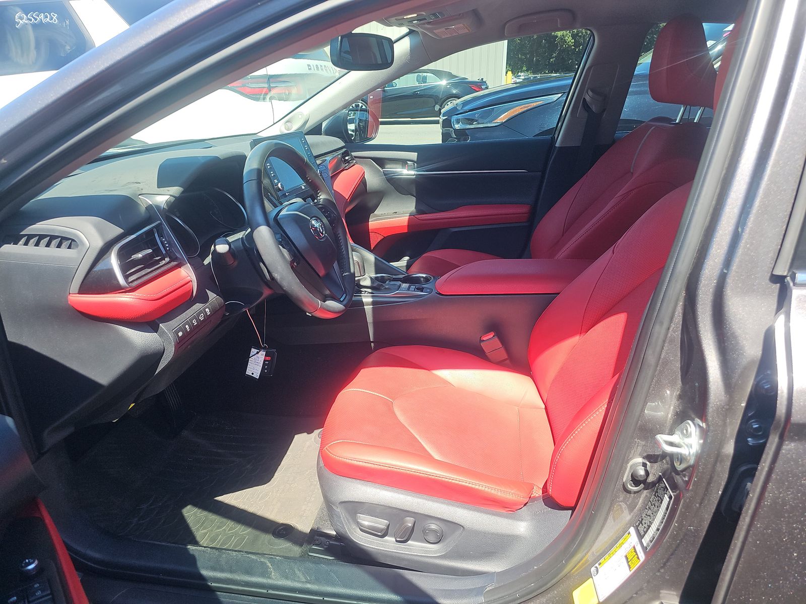 2024 Toyota Camry Hybrid XSE FWD