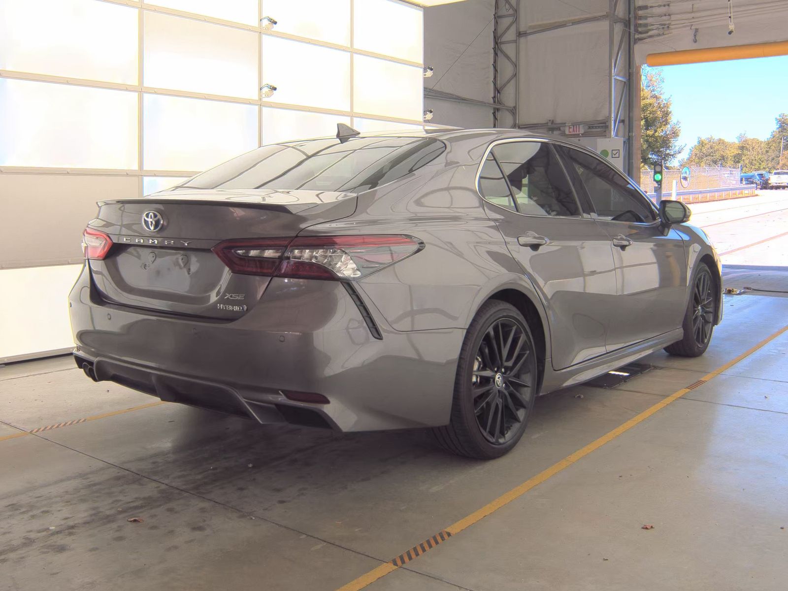 2024 Toyota Camry Hybrid XSE FWD