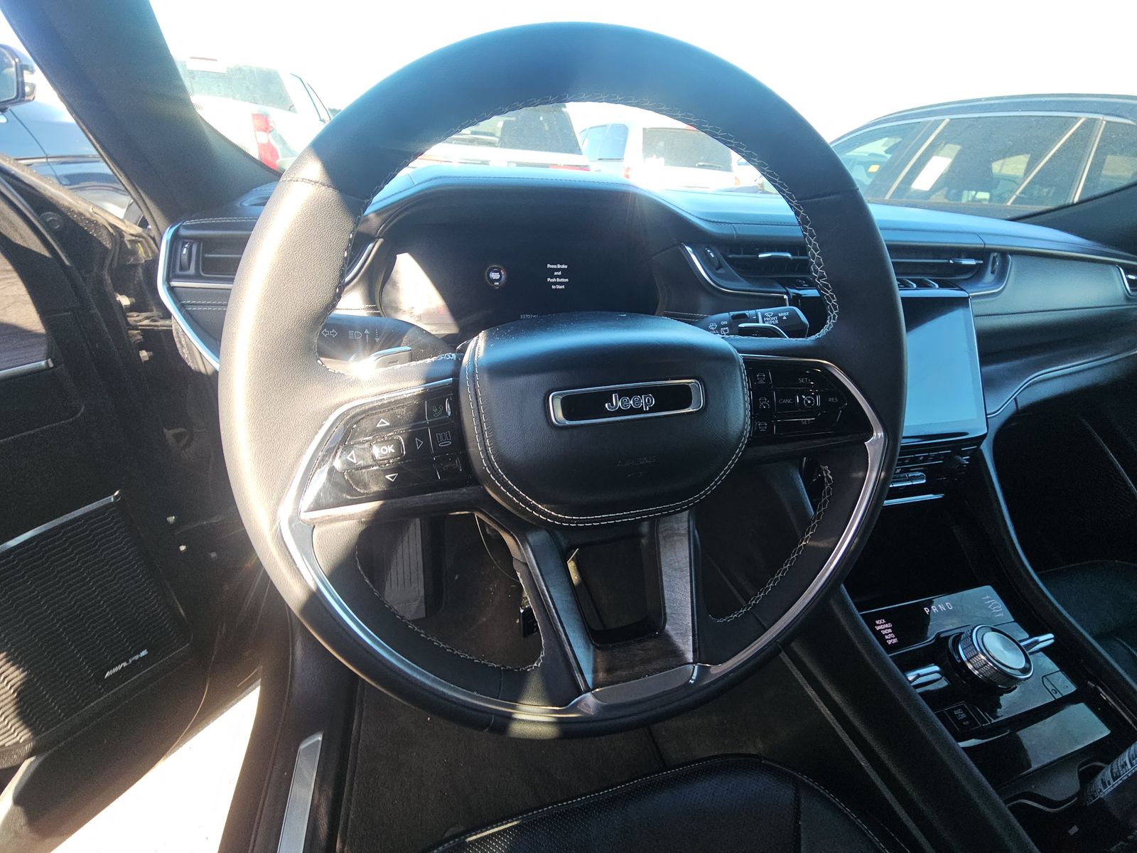 2023 Jeep Grand Cherokee Overland AWD