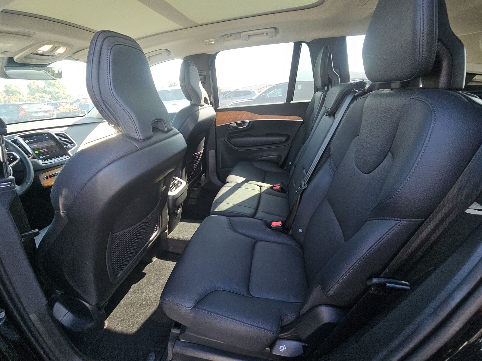 2025 Volvo XC90 B6 Plus AWD