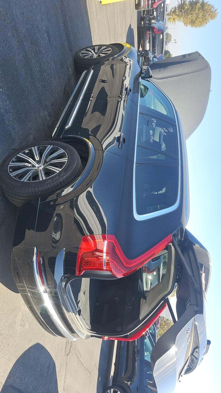 2025 Volvo XC90 B6 Plus AWD