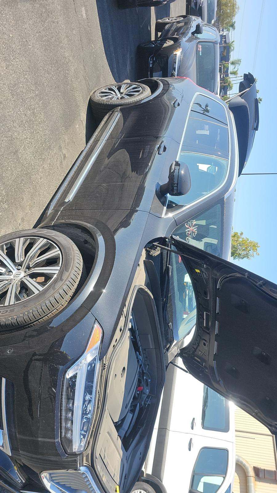 2025 Volvo XC90 B6 Plus AWD