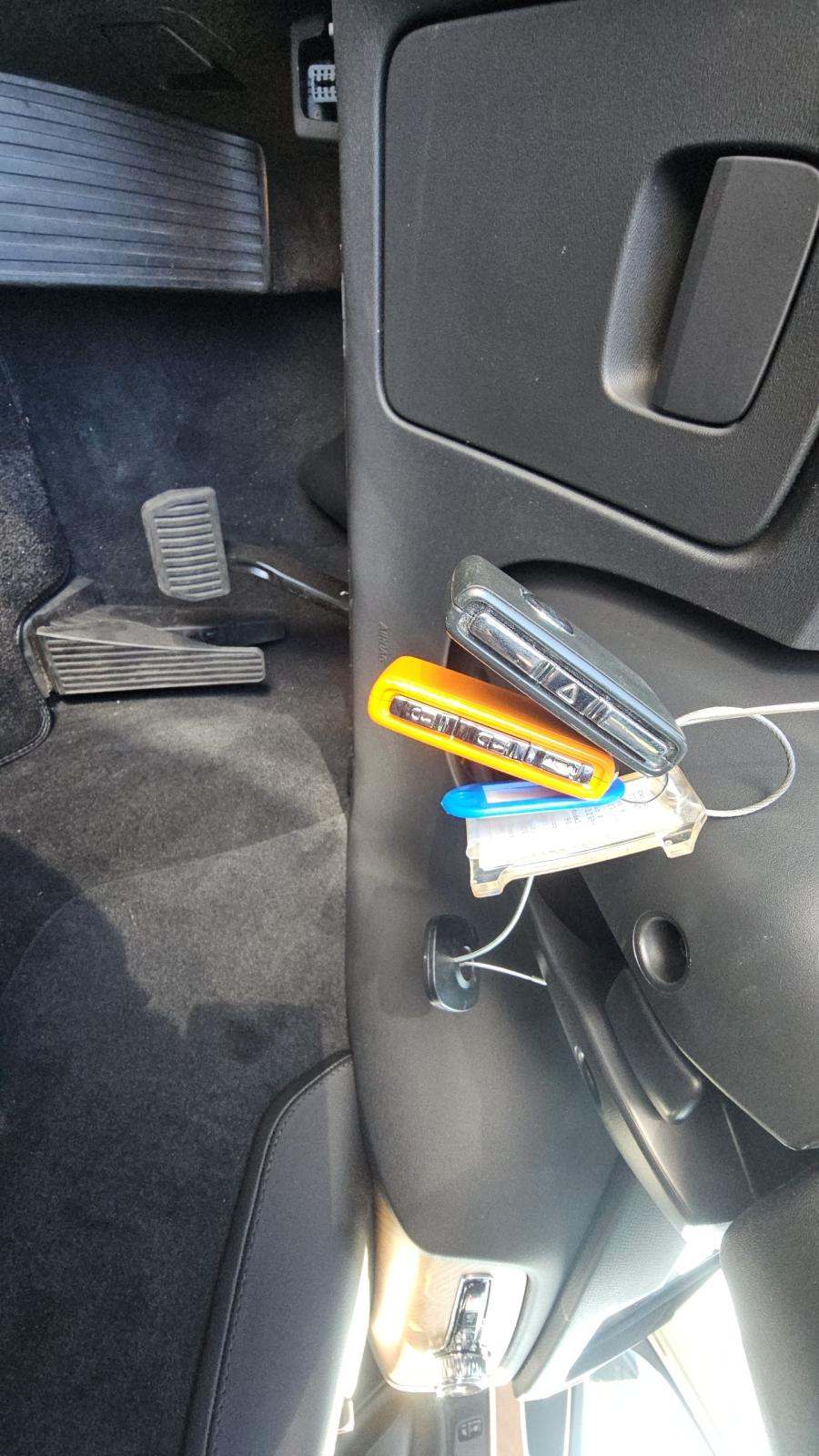 2025 Volvo XC90 B6 Plus AWD