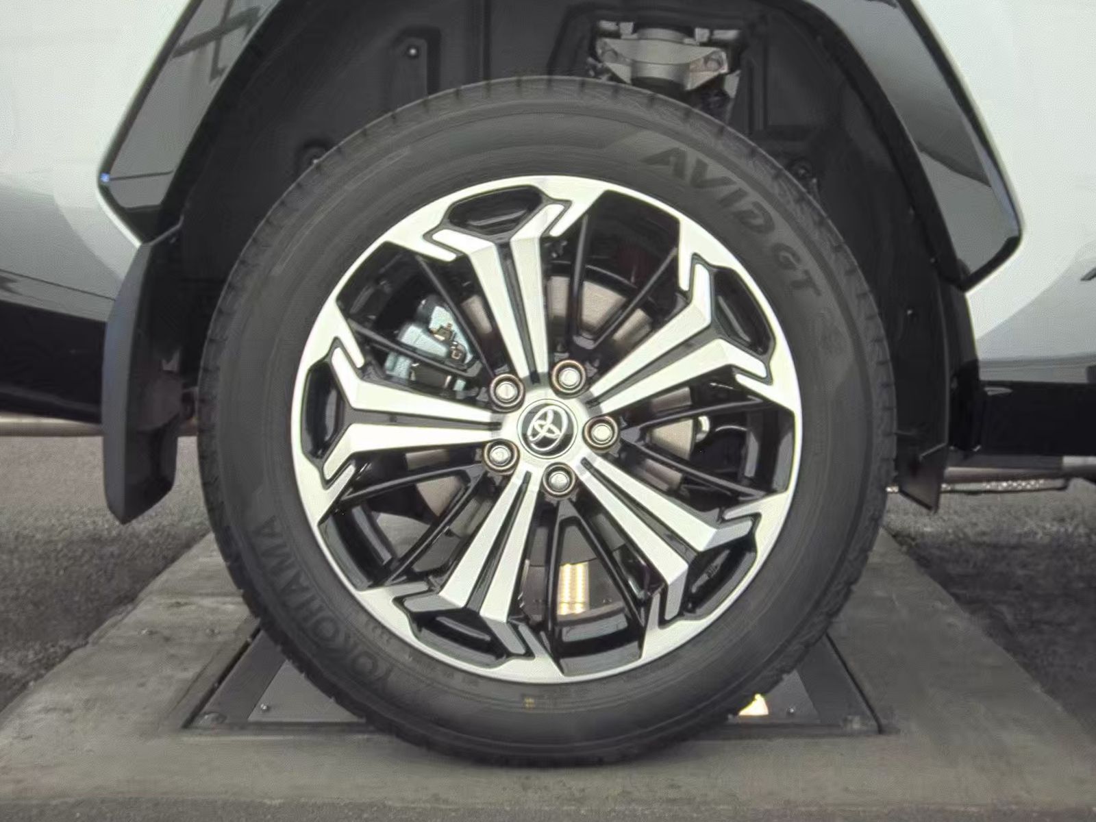 2025 Toyota RAV4 Plug-In Hybrid XSE AWD