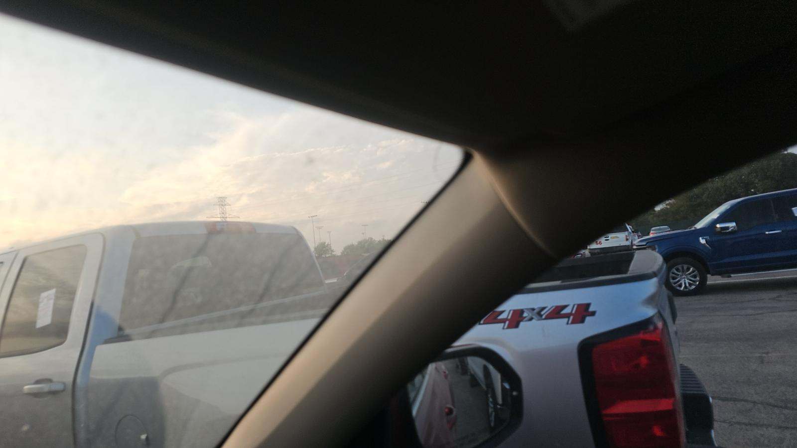 2024 Volkswagen Atlas 2.0T SE FWD