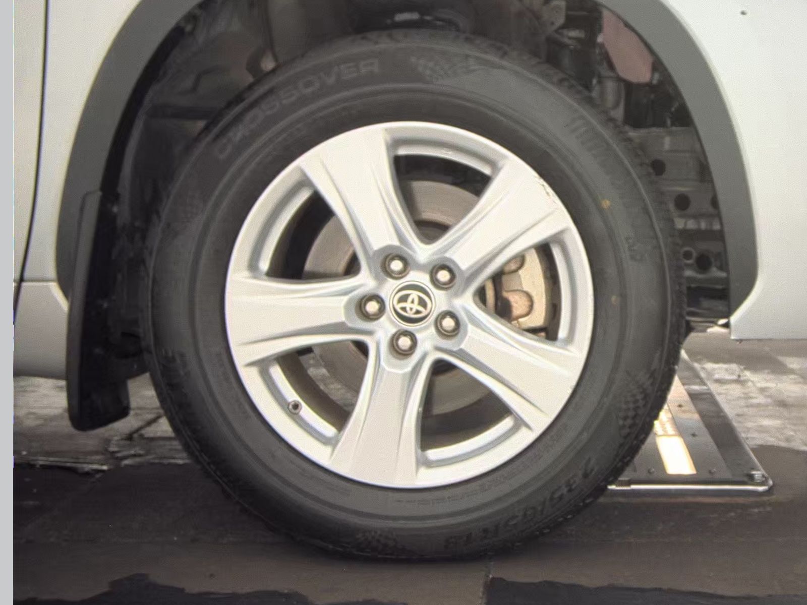 2021 Toyota Highlander Hybrid LE AWD