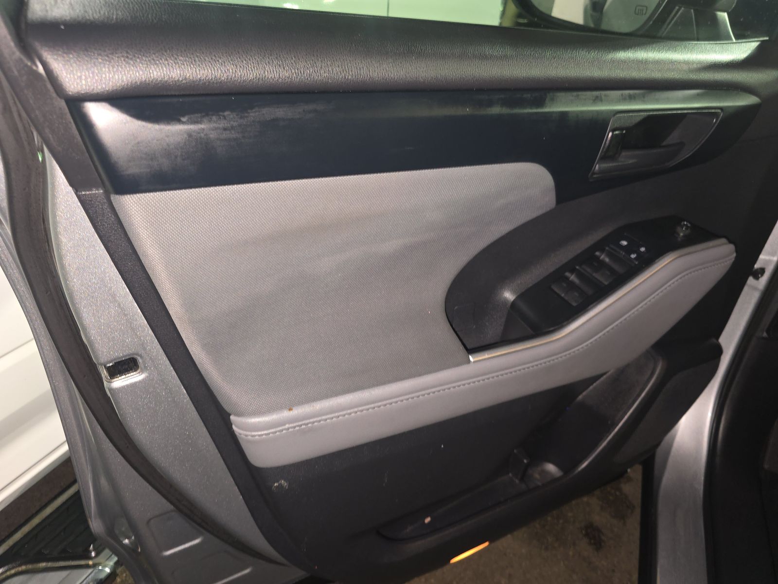 2021 Toyota Highlander Hybrid LE AWD