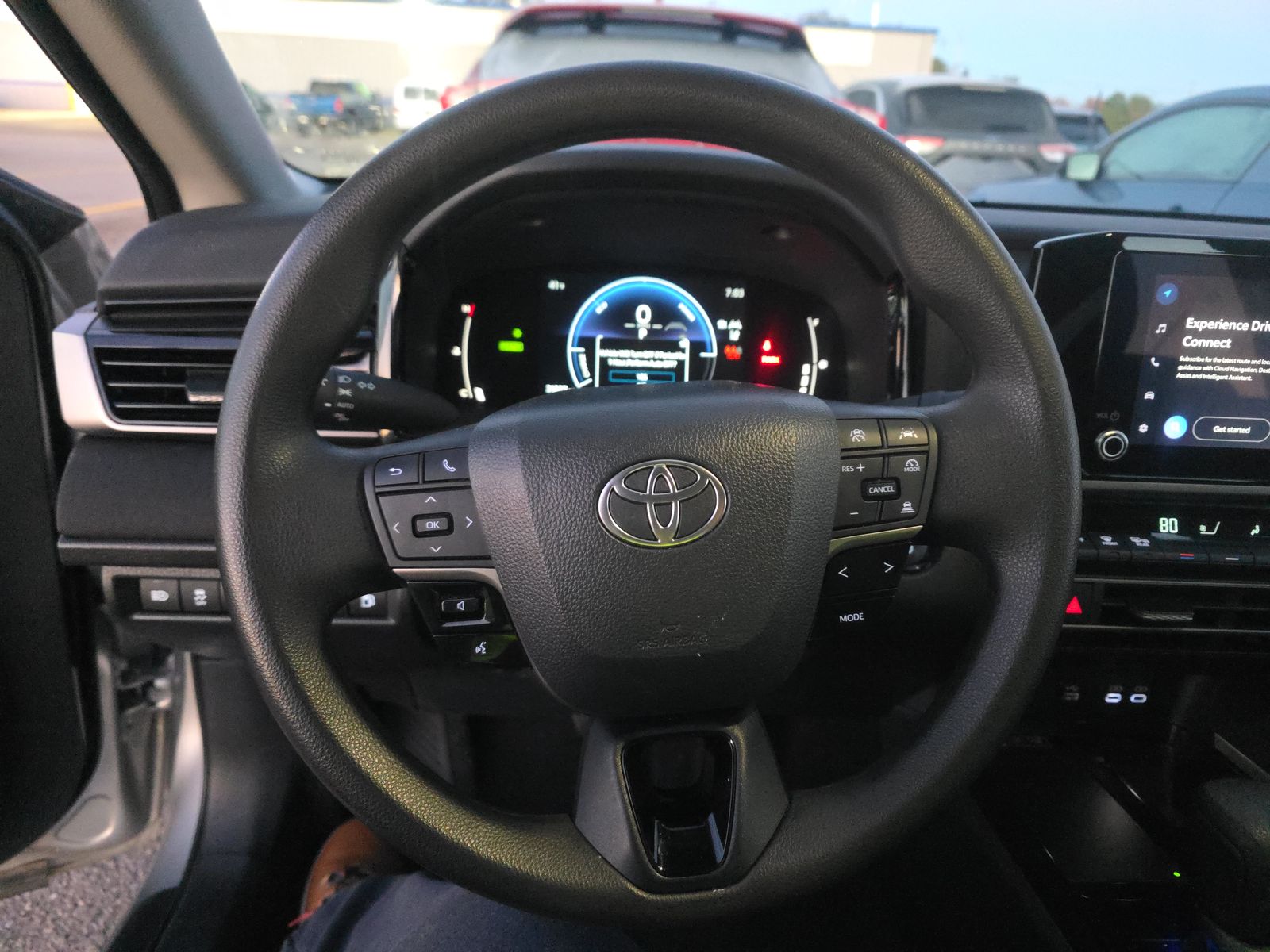 2025 Toyota Camry LE FWD