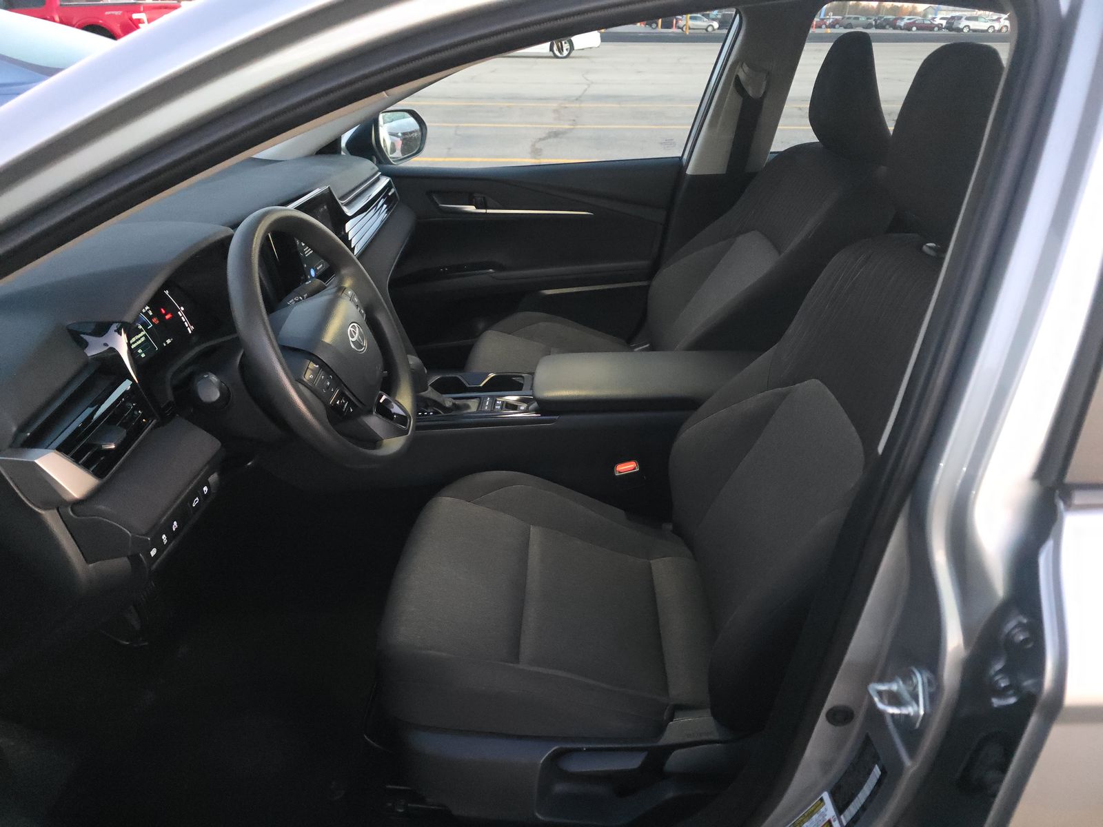 2025 Toyota Camry LE FWD