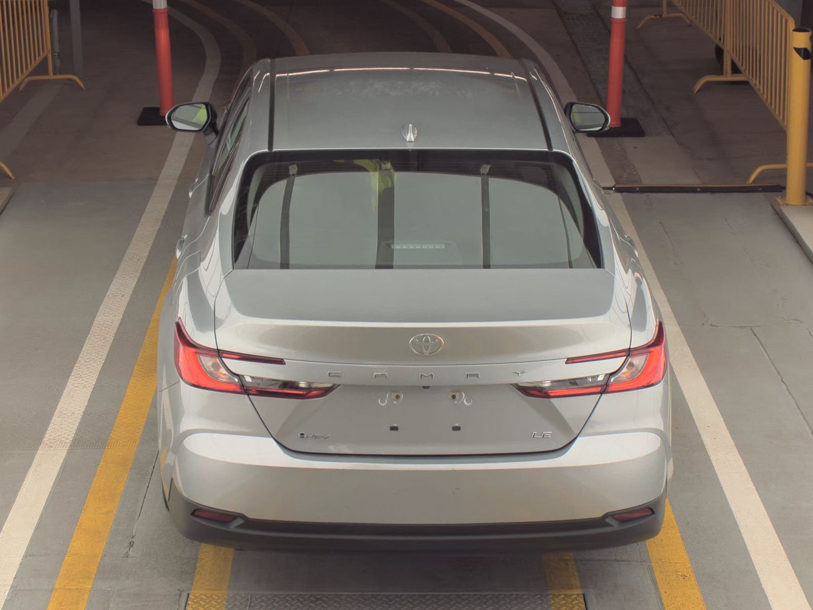 2025 Toyota Camry LE FWD