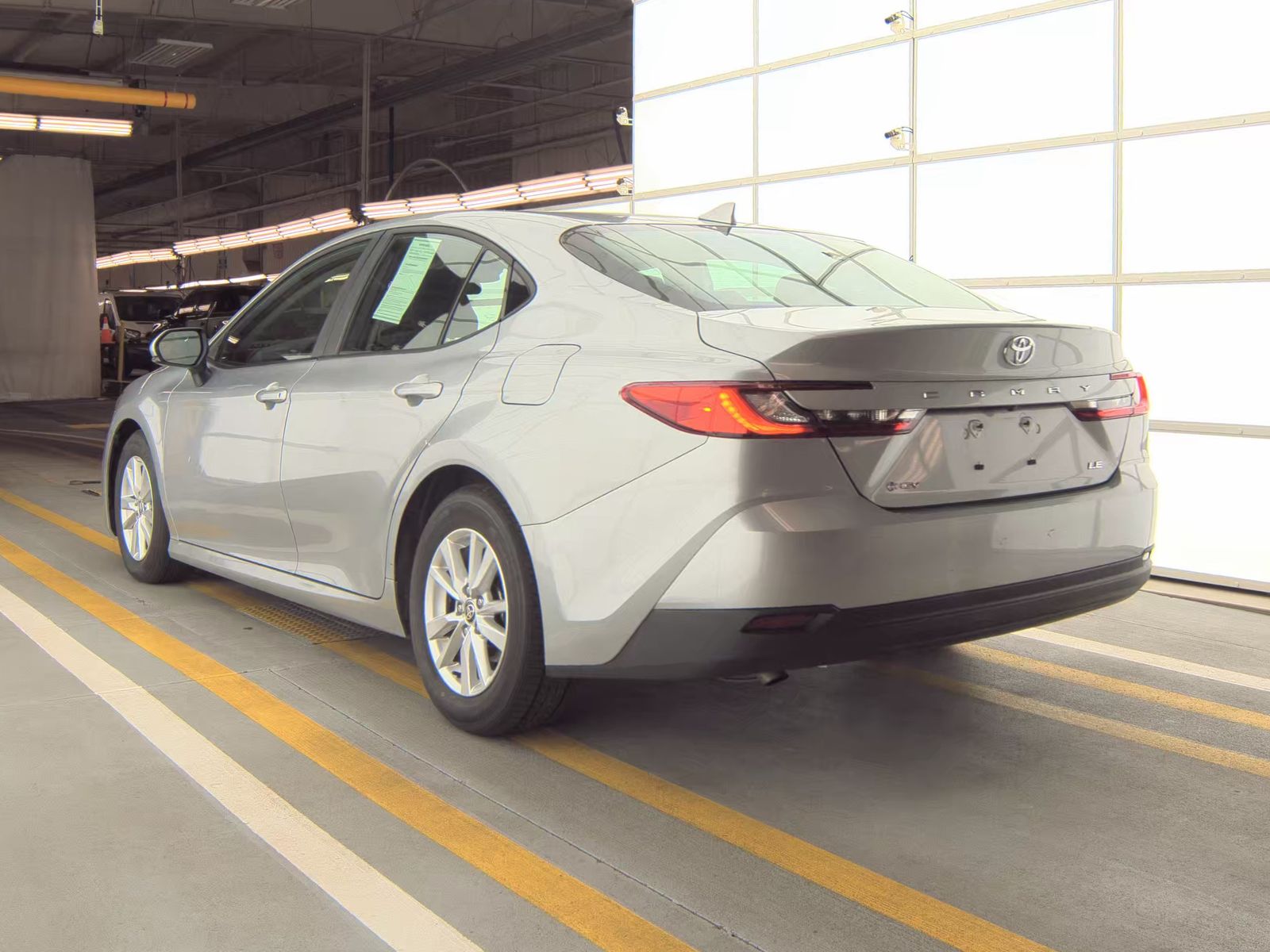 2025 Toyota Camry LE FWD