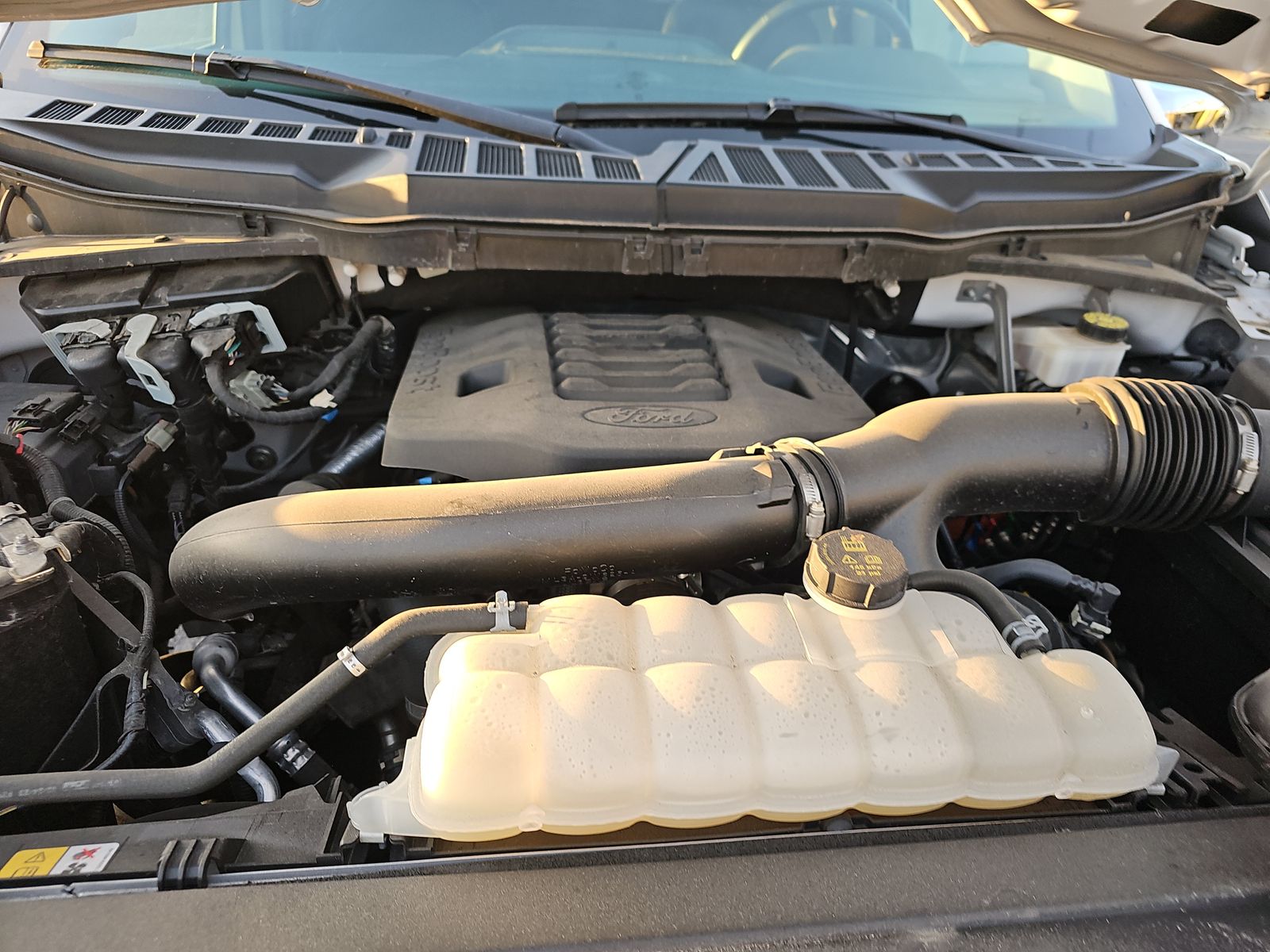 2023 Ford F-150 Lariat AWD