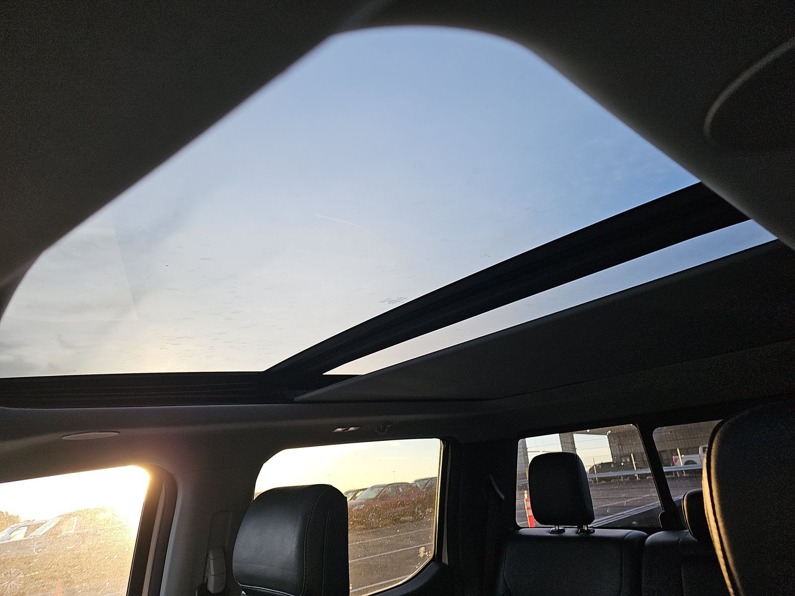 2023 Ford F-150 Lariat AWD