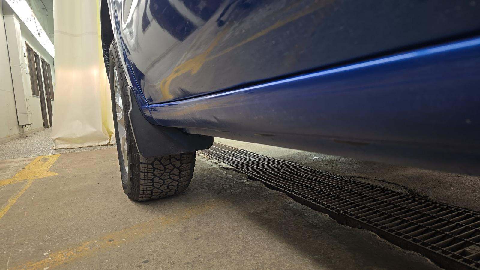 2023 Chevrolet Silverado 1500 Custom AWD