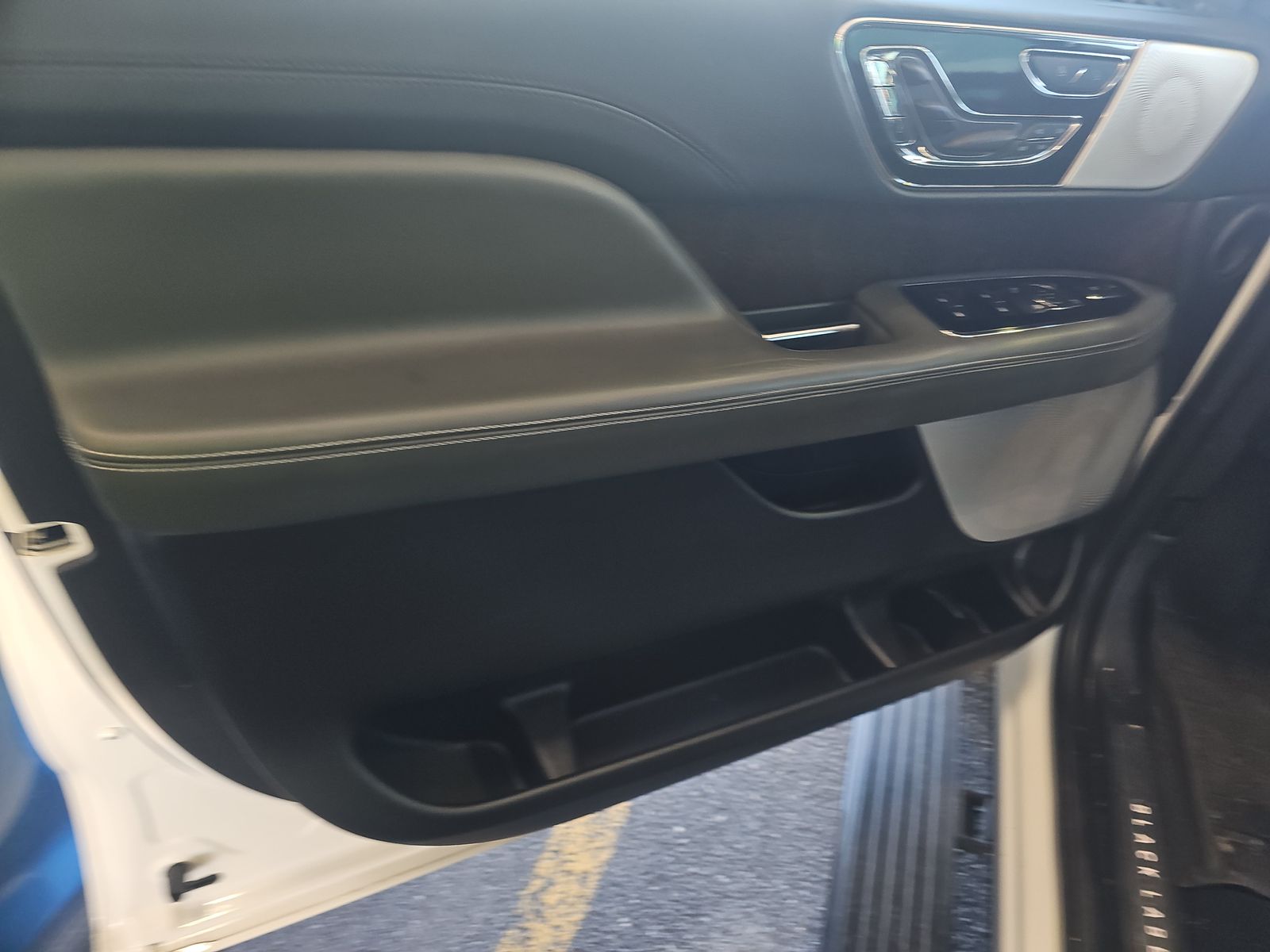 2022 Lincoln Navigator L Black Label AWD