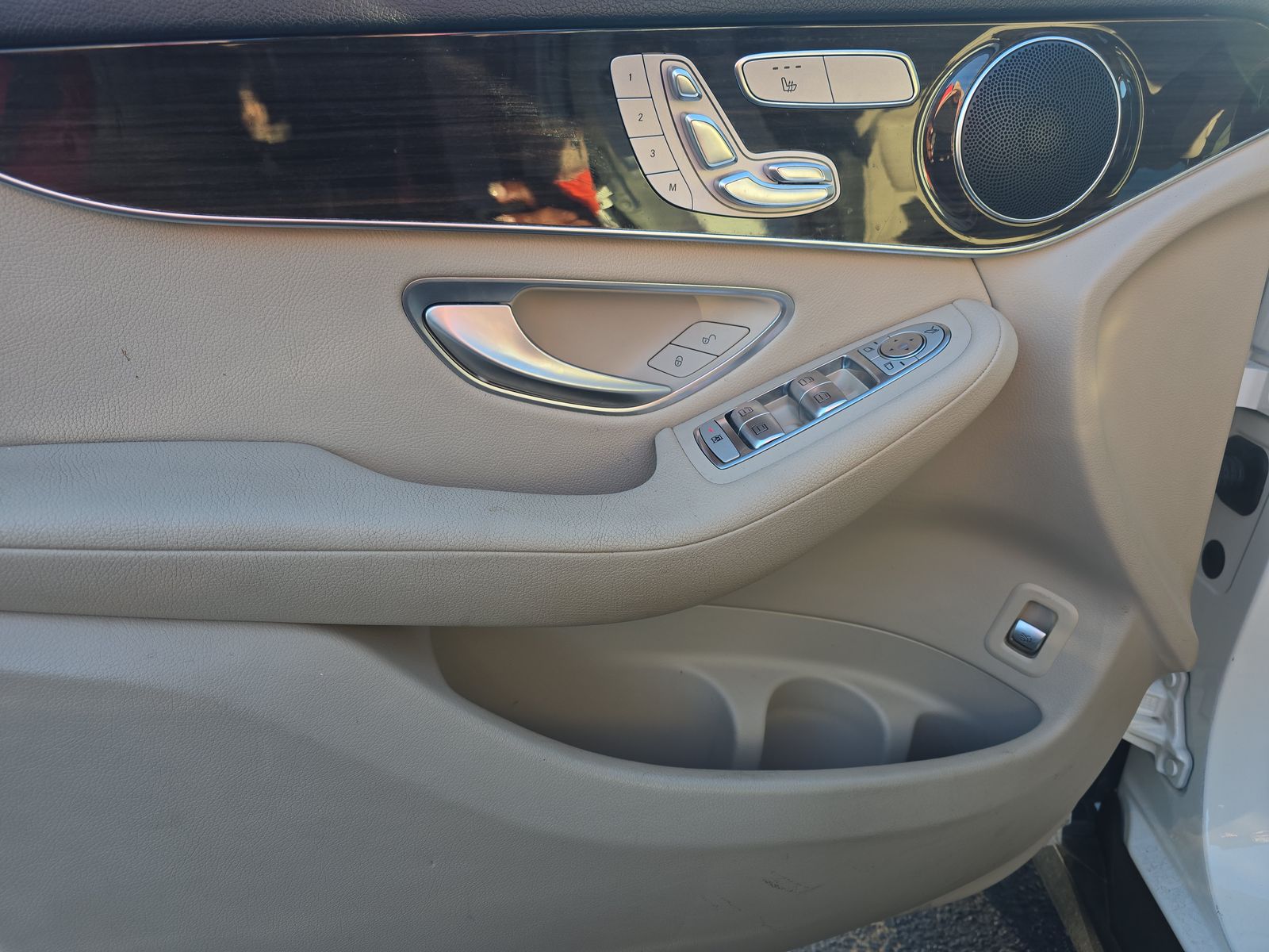 2022 Mercedes-Benz GLC GLC 300 RWD