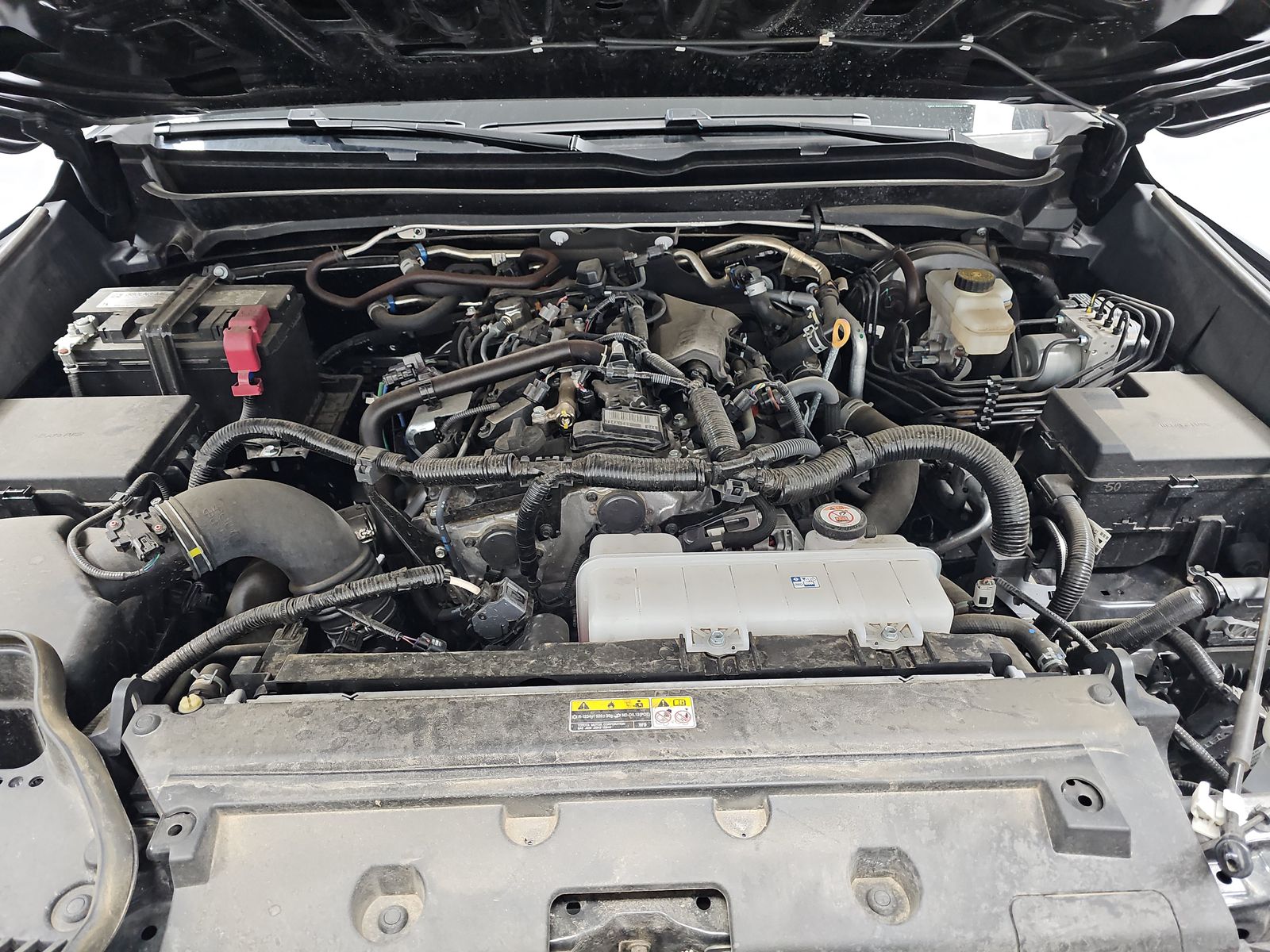 2024 Toyota Tacoma SR AWD