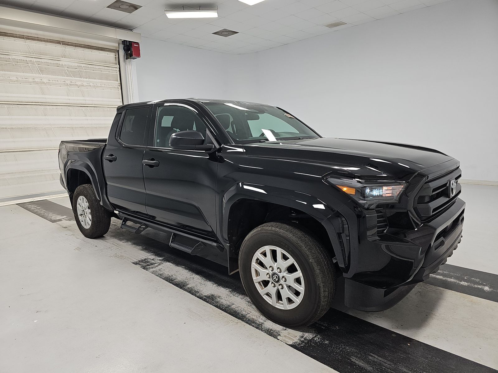 2024 Toyota Tacoma SR AWD