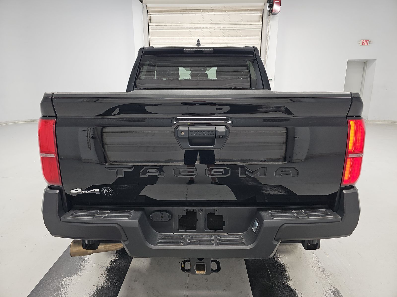 2024 Toyota Tacoma SR AWD