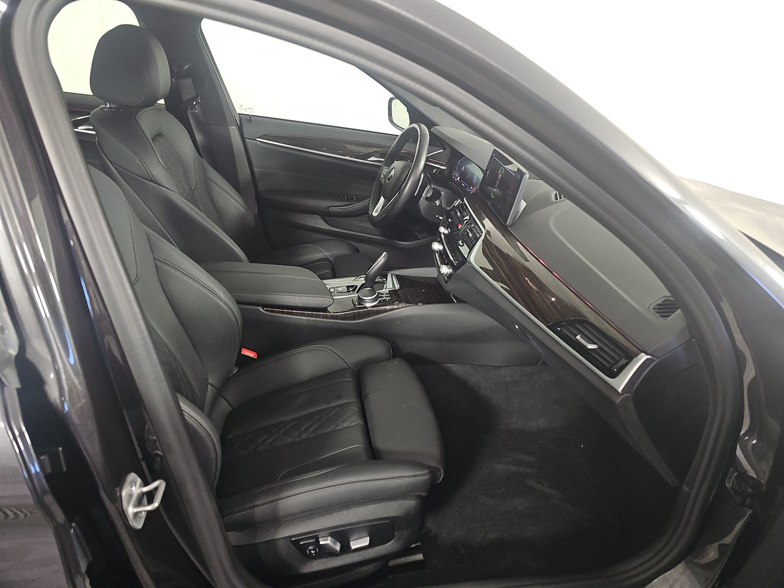 2022 BMW 5 Series 530i xDrive AWD