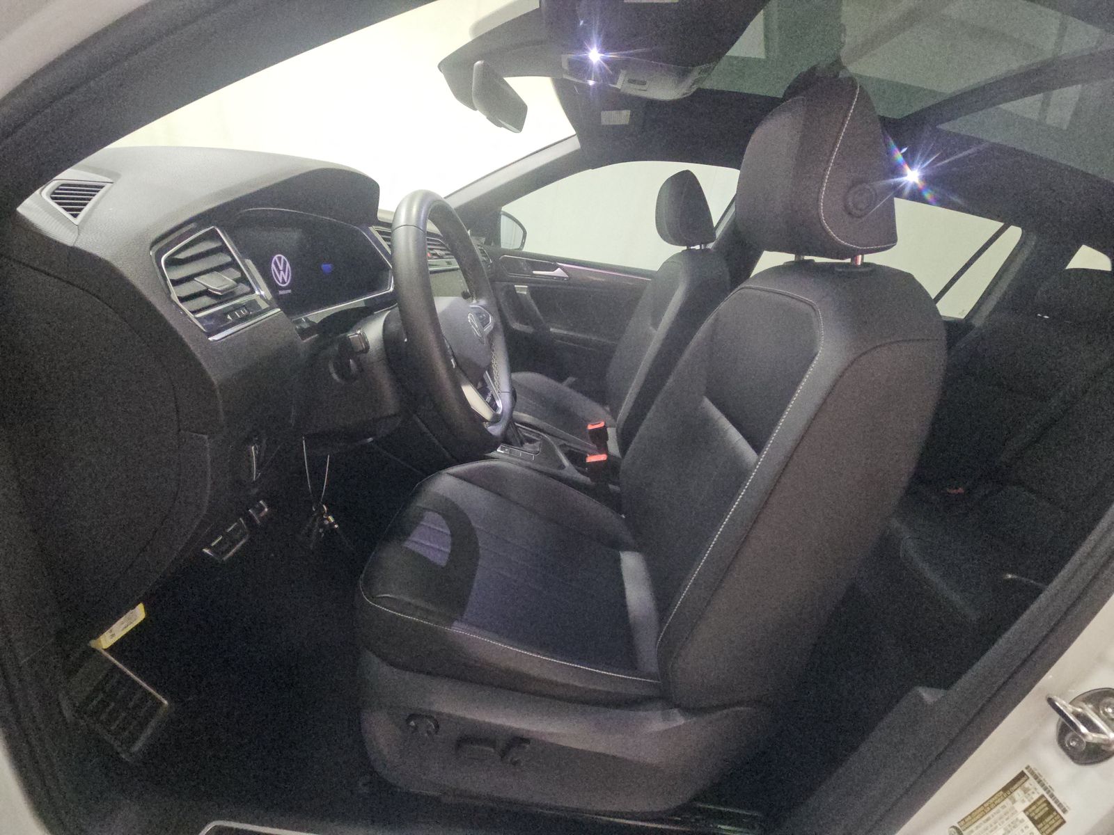 2023 Volkswagen Tiguan 2.0T SE R-Line Black FWD