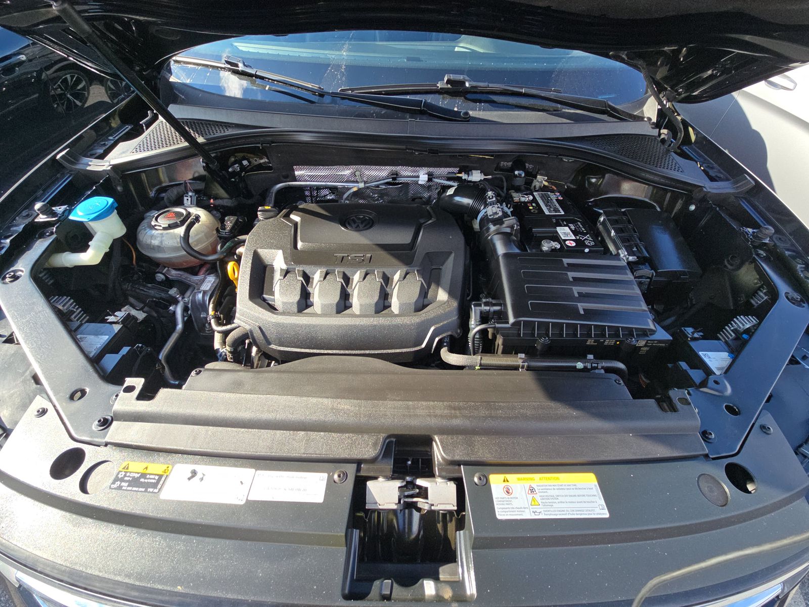 2022 Volkswagen Tiguan 2.0T SEL R-Line AWD