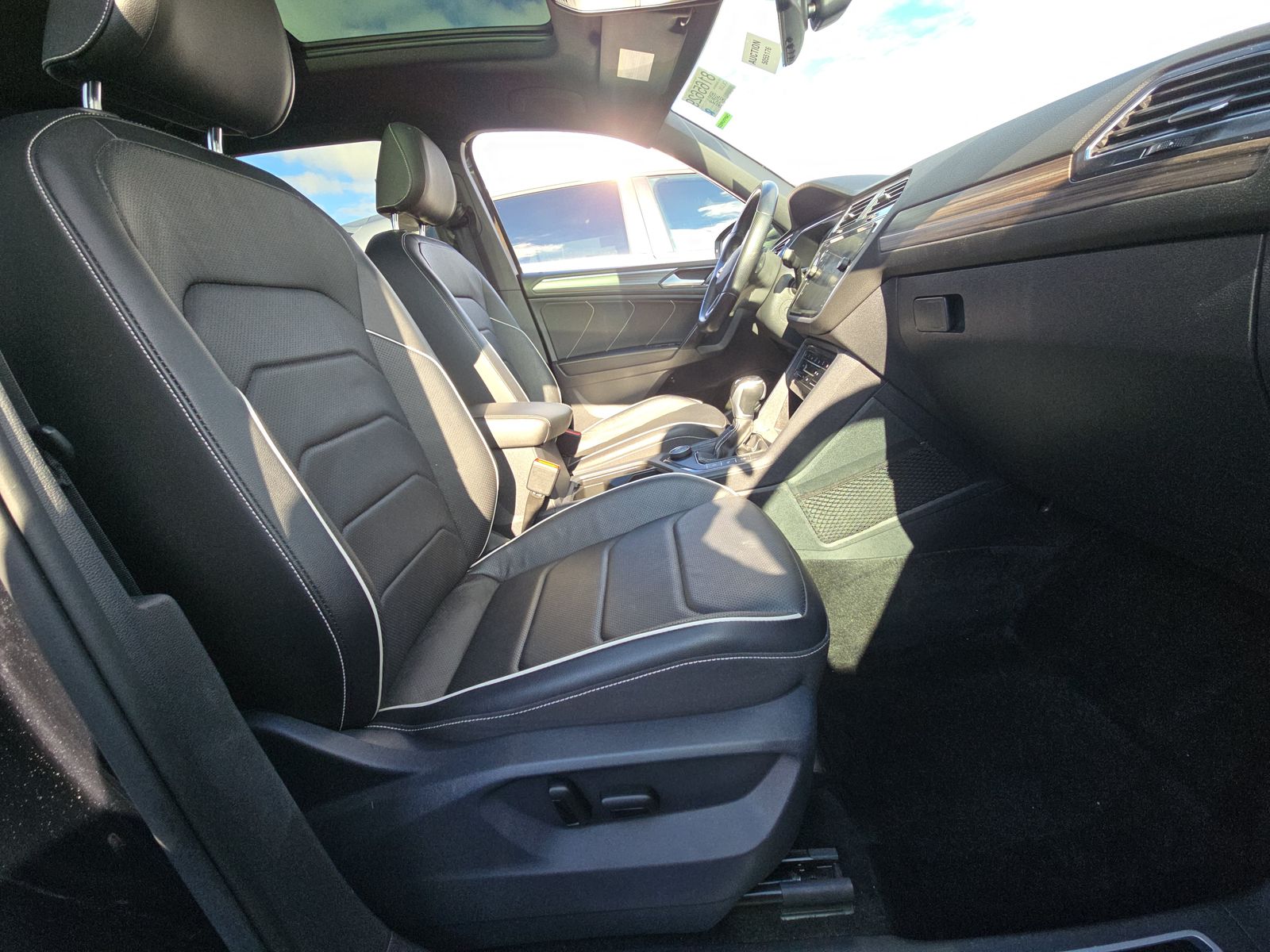 2022 Volkswagen Tiguan 2.0T SEL R-Line AWD