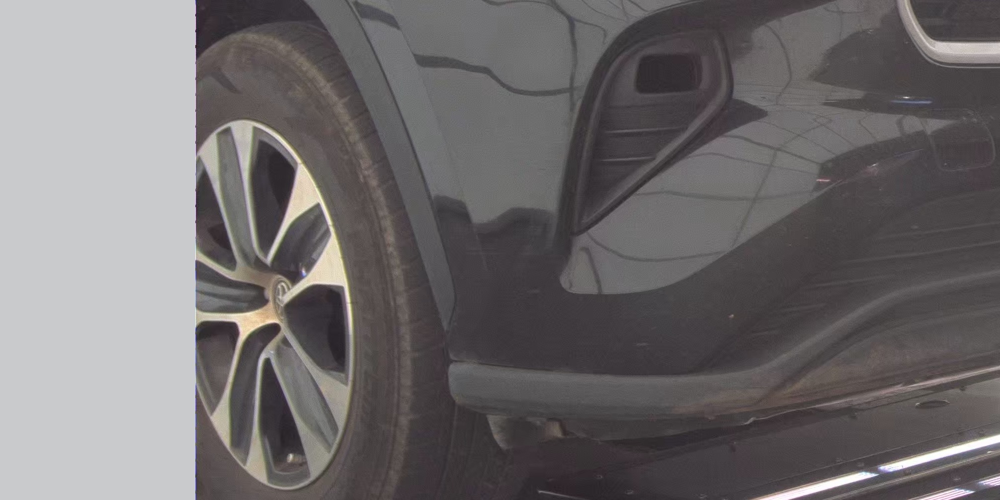 2023 Toyota Highlander XLE FWD