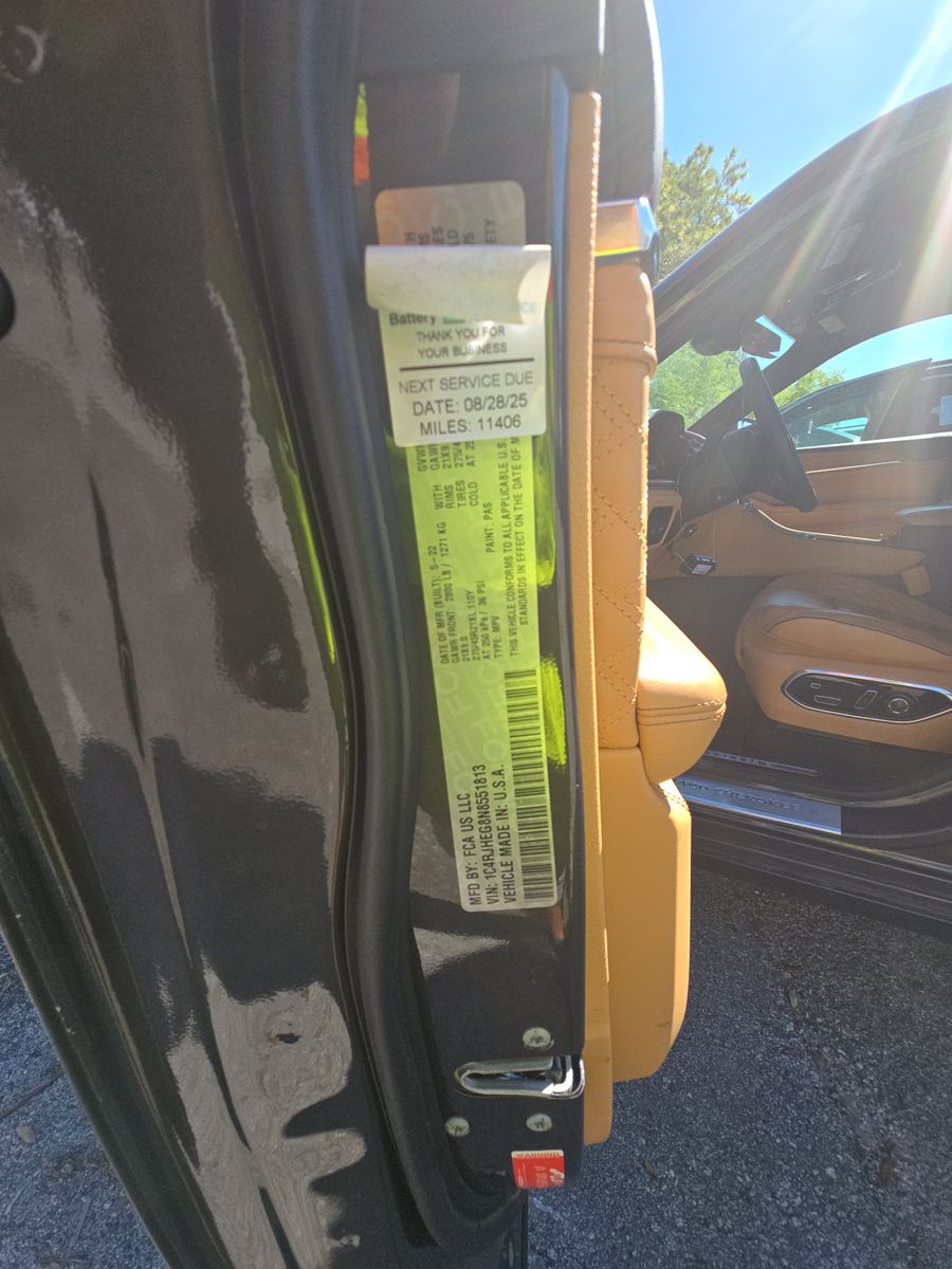 2022 Jeep Grand Cherokee Summit Reserve AWD