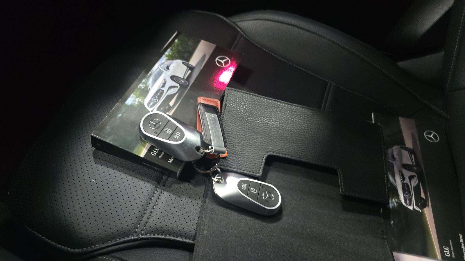 2024 Mercedes-Benz GLC GLC 300 AWD