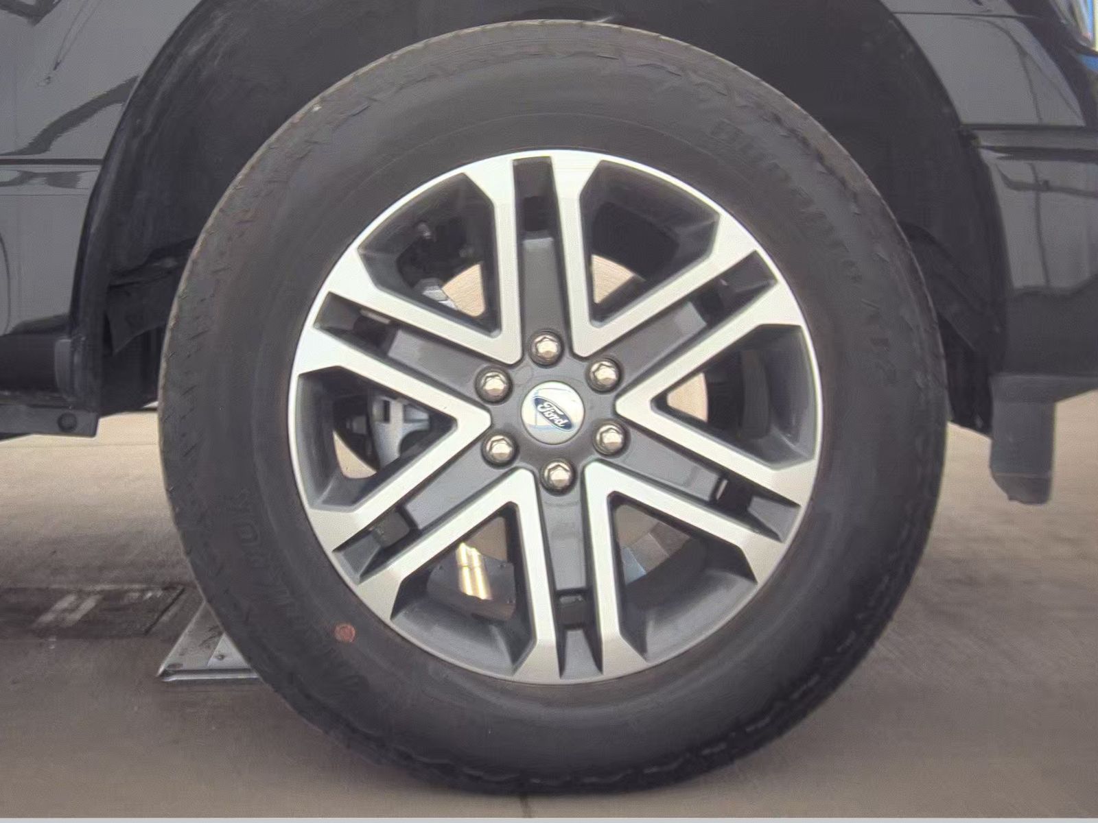 2023 Ford F-150 XL AWD