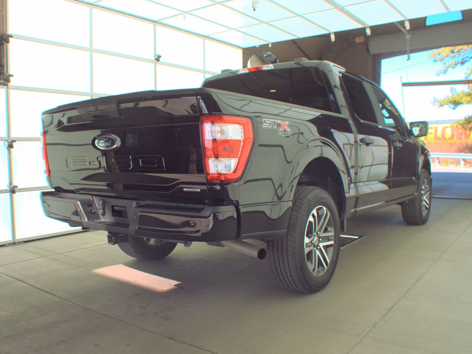 2023 Ford F-150 XL AWD