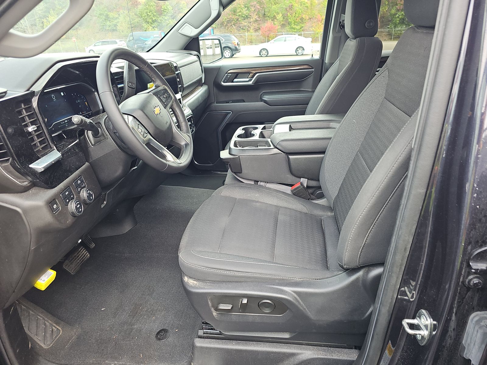 2022 Chevrolet Silverado 1500 LT AWD