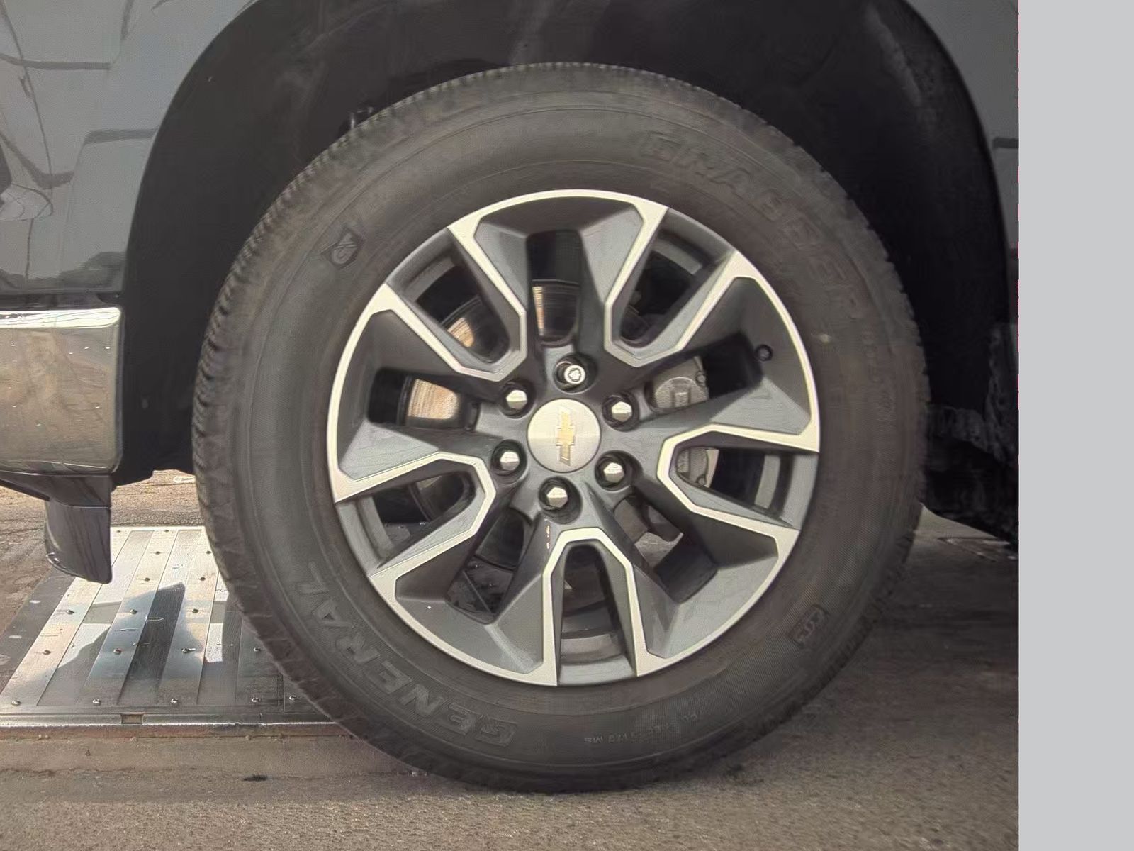 2022 Chevrolet Silverado 1500 LT AWD