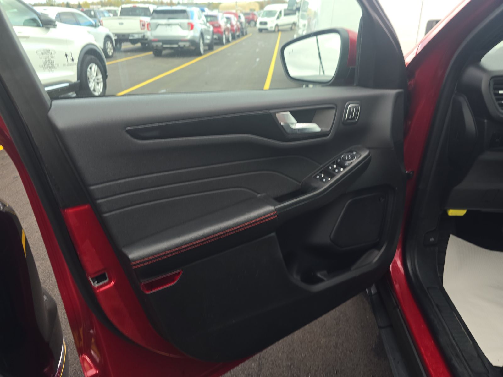 2023 Ford Escape ST-Line Select AWD