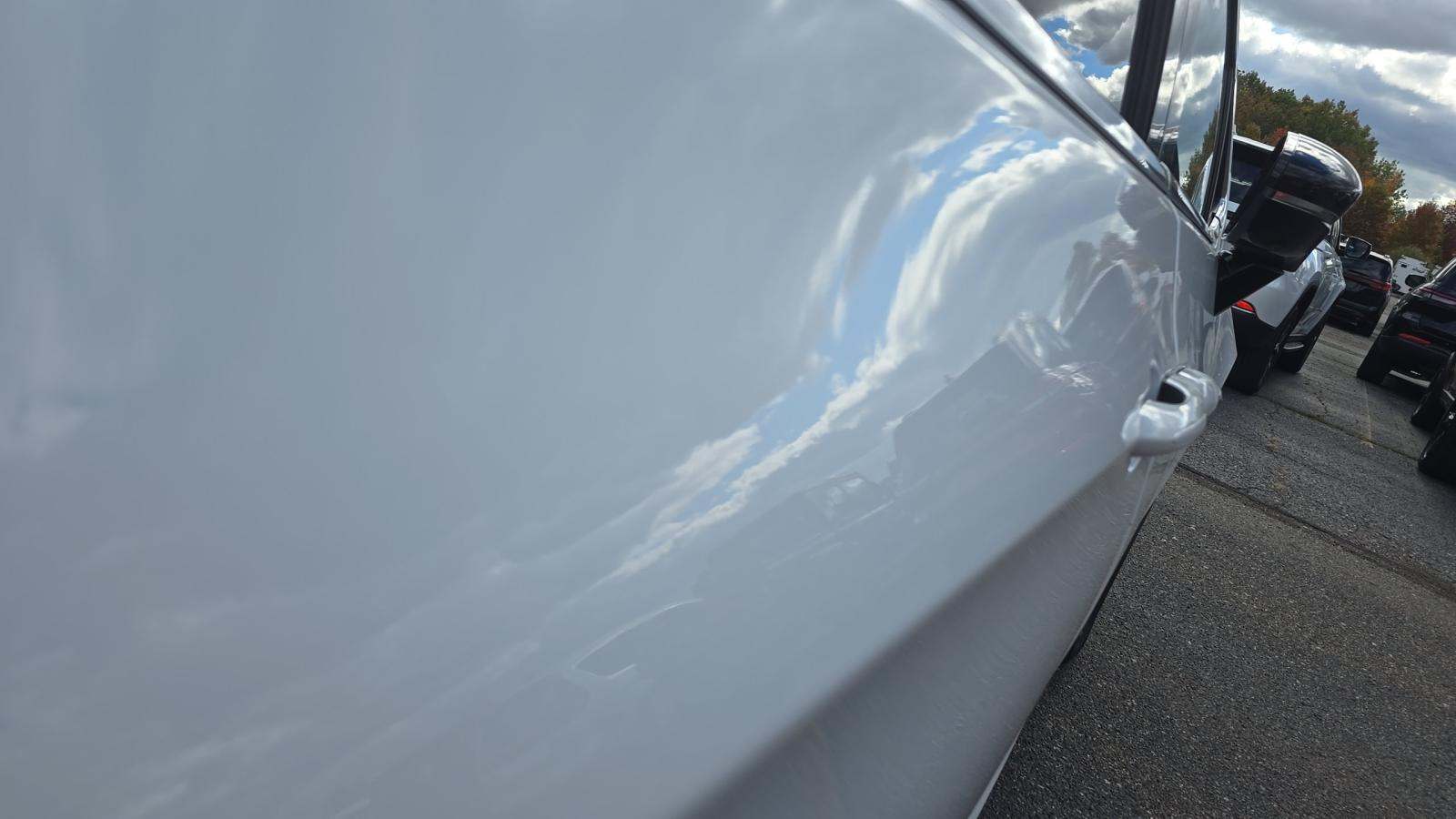 2025 Chrysler Pacifica Hybrid Select FWD