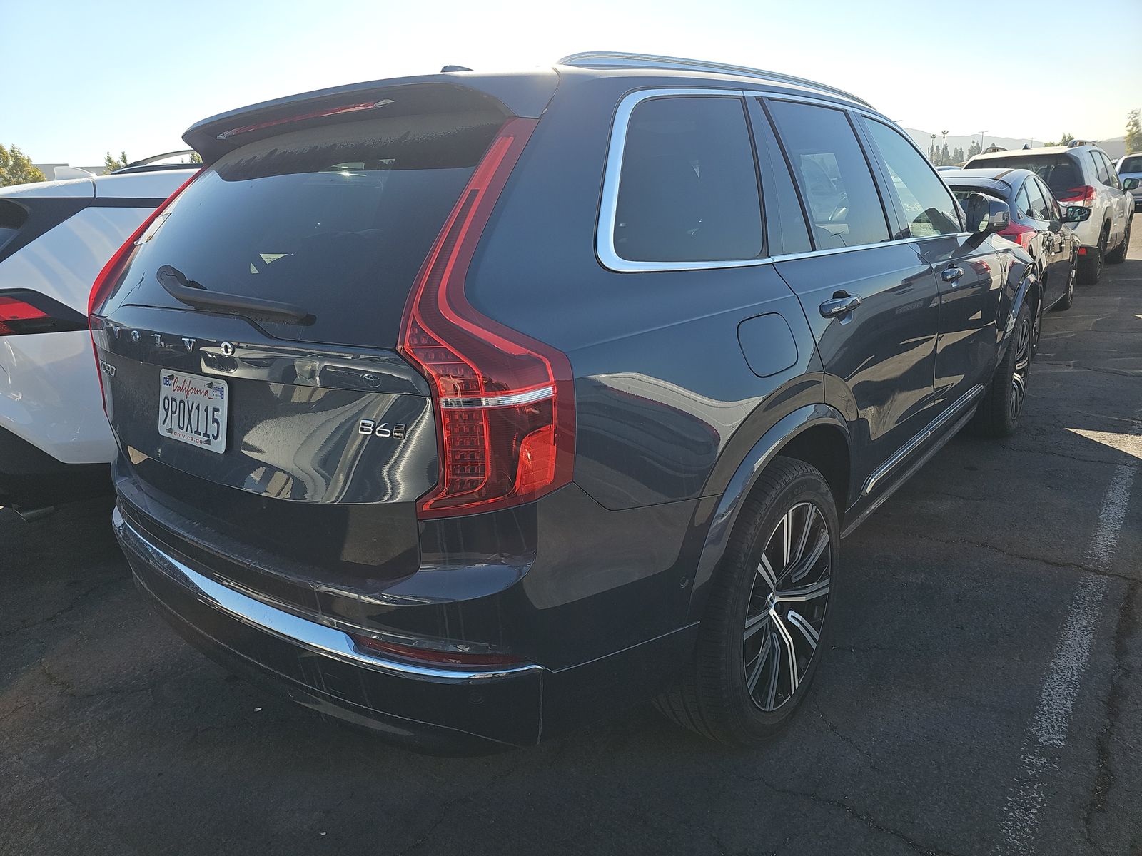 2025 Volvo XC90 B6 Plus AWD