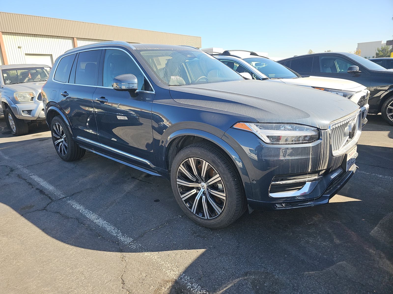 2025 Volvo XC90 B6 Plus AWD