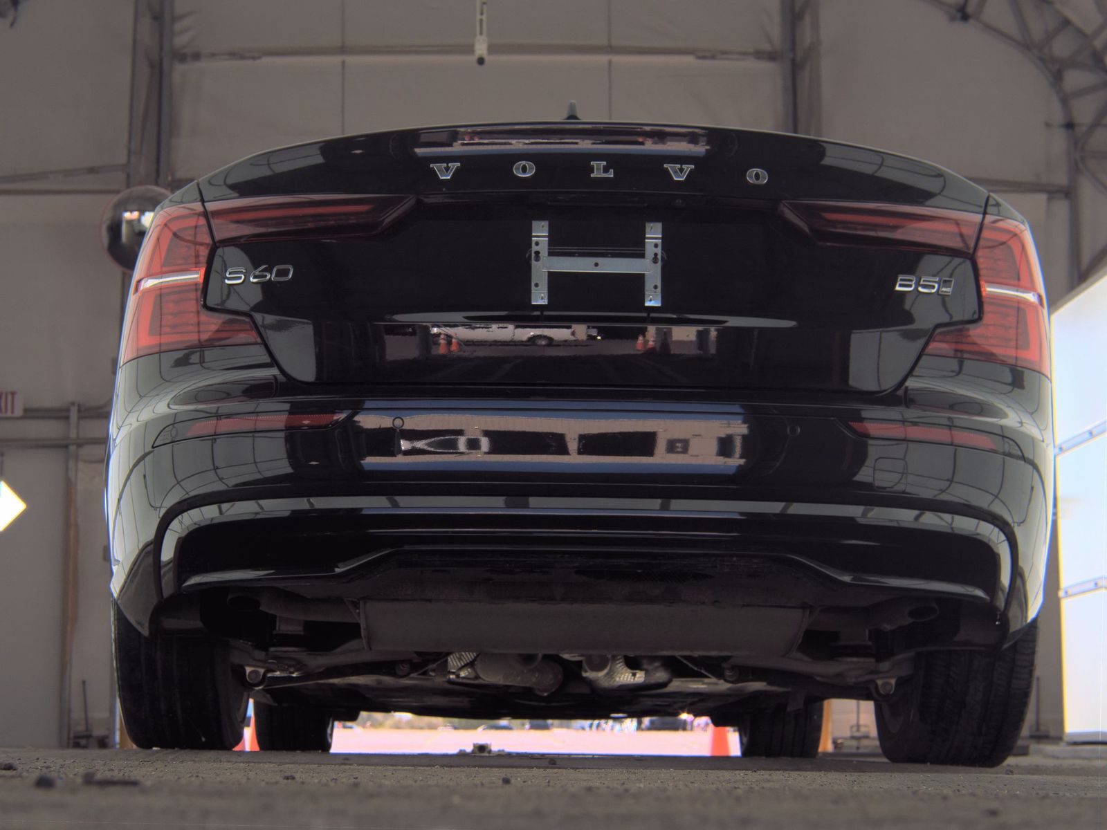 2024 Volvo S60 B5 Plus Dark Theme AWD